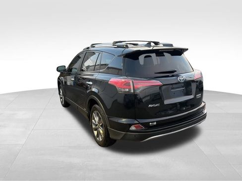 Used 2017 Toyota RAV4 Limited image 3