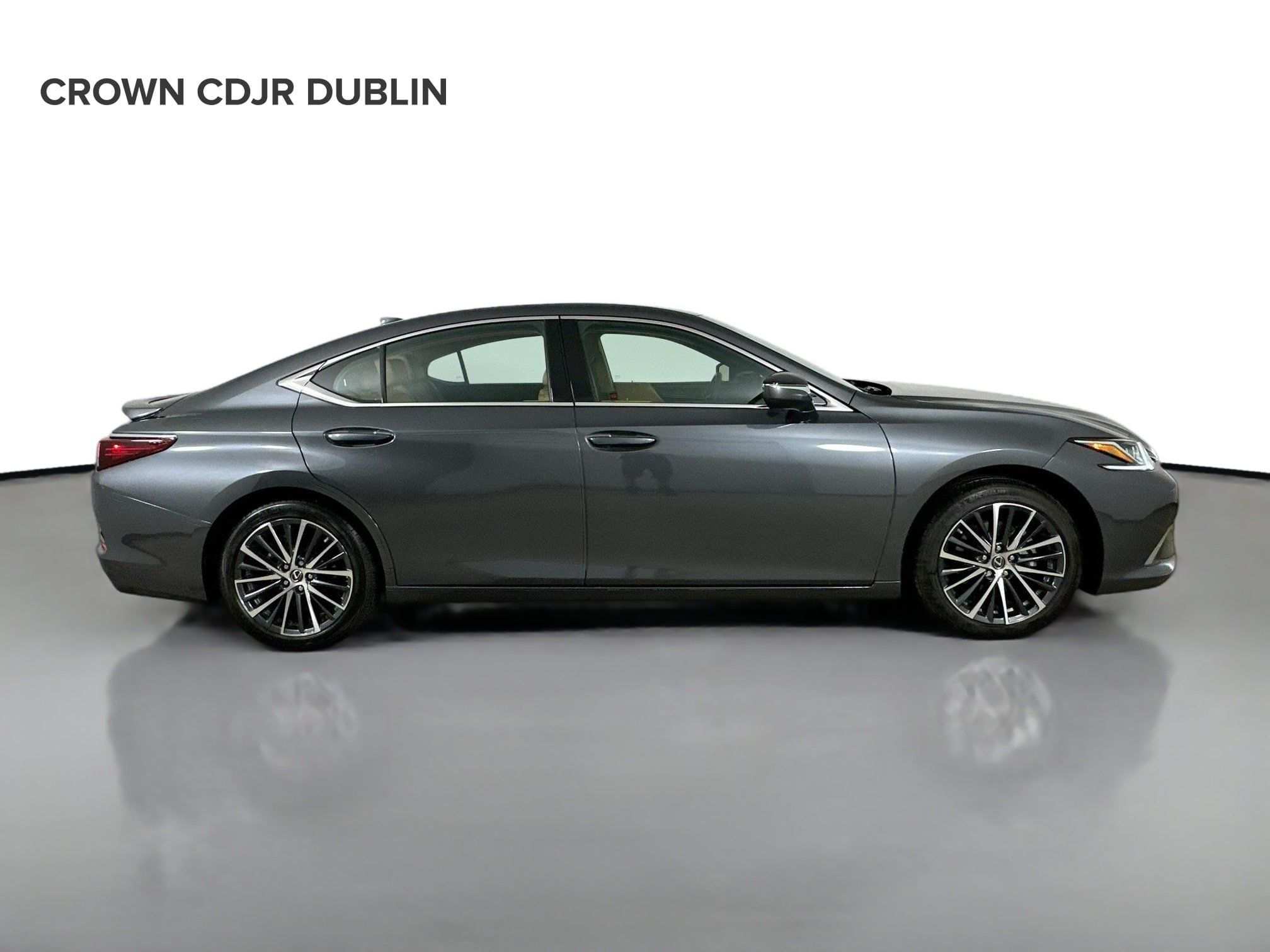 Used 2024 Lexus ES 350 w/ Premium Package FWD image 5