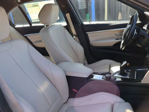 Used 2017 BMW 330i Sedan w/ Premium Package image 40