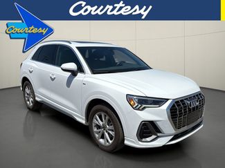 Used 2024 Audi Q3 2.0T Premium AWD/4WD video 1