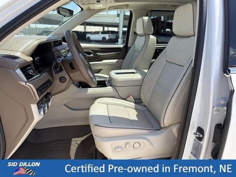Used 2024 GMC Yukon Denali w/ Denali Reserve Package AWD/4WD image 18