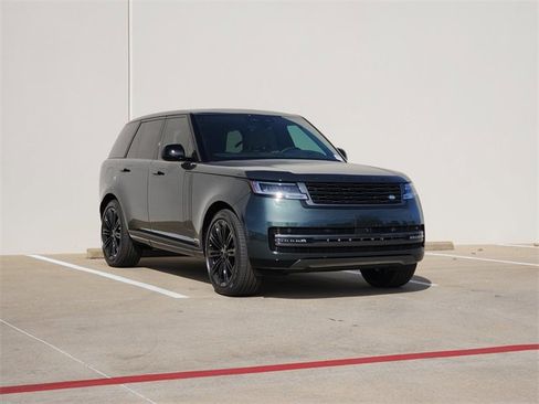 New 2026 Land Rover Range Rover SE image 2
