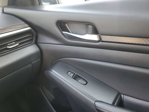 Certified 2025 Nissan Altima 2.5 SV FWD image 34