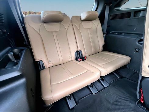 Used 2024 Kia Sorento SX Prestige w/ Olive Brown Leather Package AWD/4WD image 27