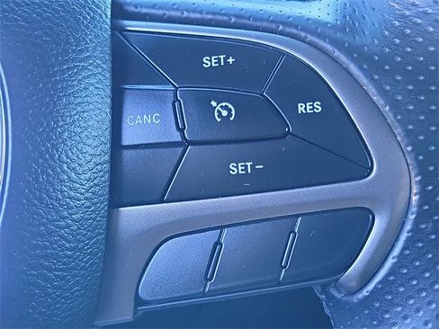 Used 2021 Dodge Durango SXT image 9