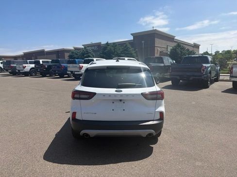Used 2025 Ford Escape Active AWD/4WD image 4
