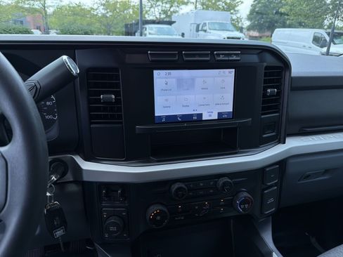 Used 2024 Ford F250 XLT AWD/4WD image 19