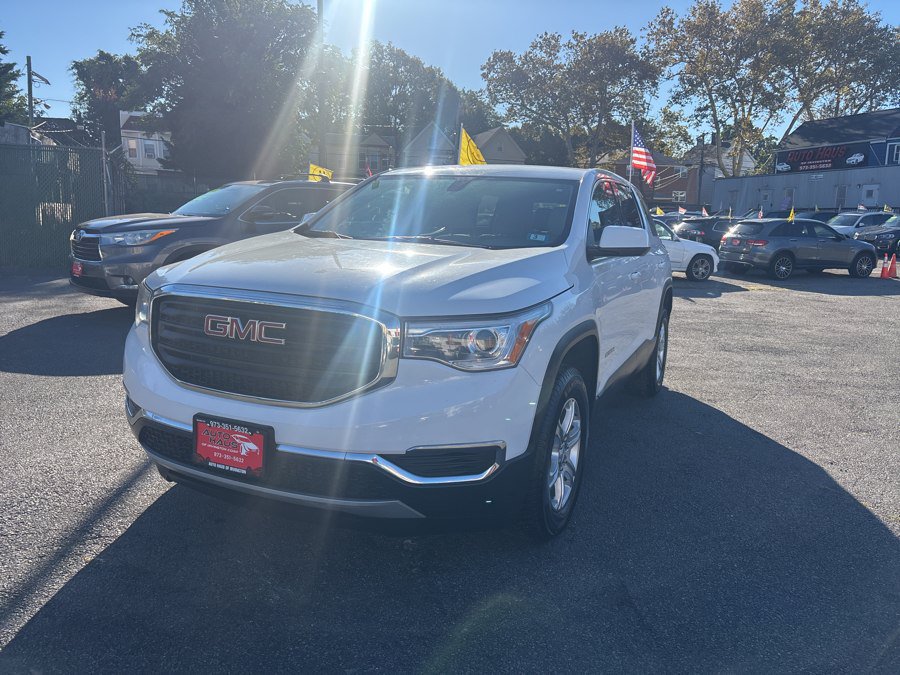 Used 2019 GMC Acadia SLE AWD/4WD image 2