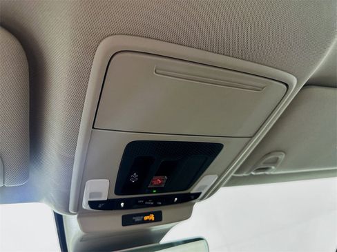 Used 2023 Honda Accord Touring image 30