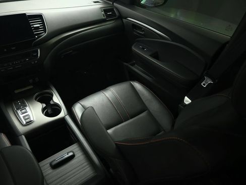 Used 2023 Honda Passport TrailSport image 46