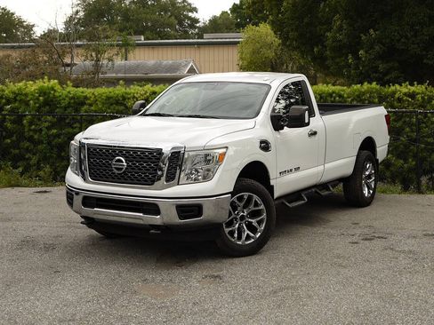 Used 2017 Nissan Titan SV AWD/4WD image 1