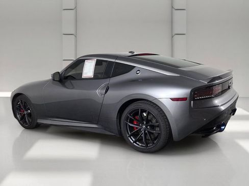 Used 2024 Nissan Z Performance w/ Floor Mat Package RWD image 7
