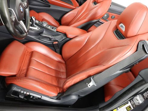 Used 2015 BMW M4 Convertible RWD image 10