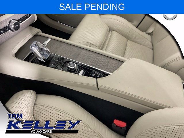 Used 2021 Volvo XC90 T8 Inscription w/ Advanced Package AWD/4WD image 17