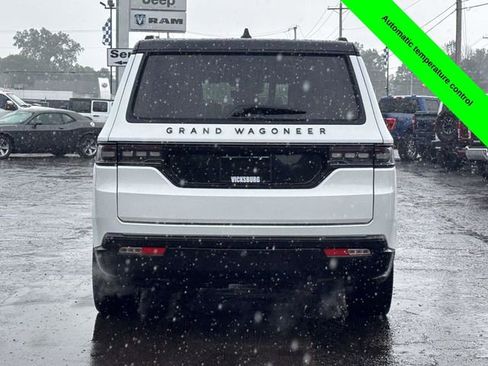 Used 2024 Jeep Grand Wagoneer L Series II w/ Quick Order Packagew 28T AWD/4WD image 44