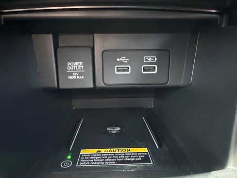 Used 2022 Honda Accord Touring image 35