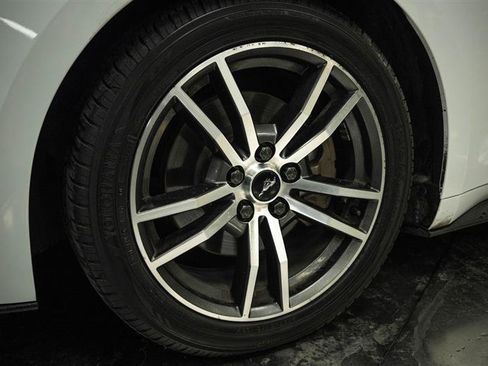 Used 2017 Ford Mustang Premium RWD image 3