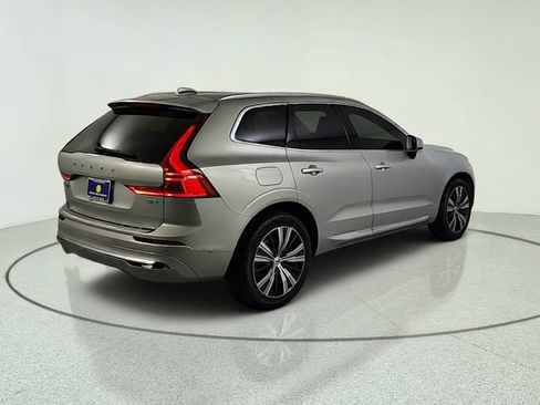 Certified 2023 Volvo XC60 B5 Plus w/ Protection Package Premier FWD image 7