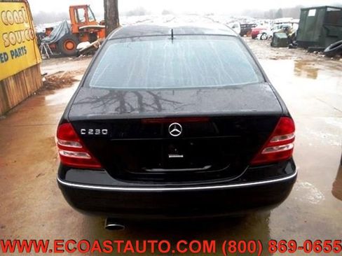 Used 2006 Mercedes-Benz C 230 Sedan image 5
