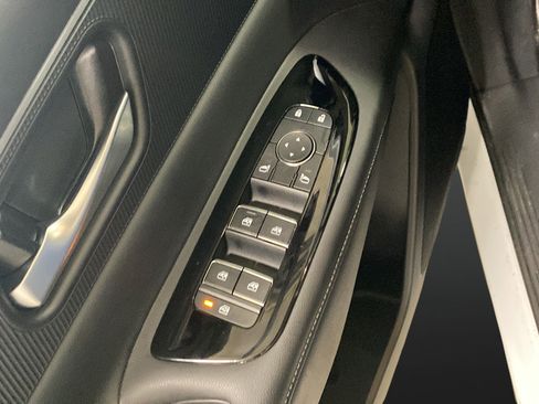 Used 2025 Nissan Murano SV AWD/4WD image 21