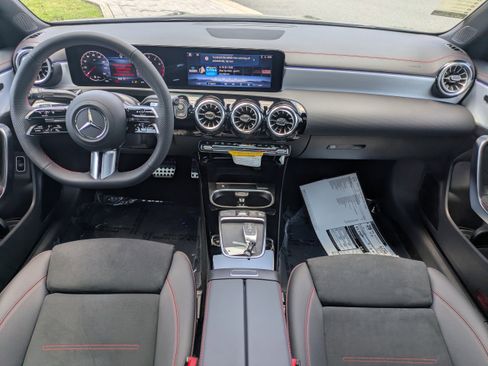 New 2026 Mercedes-Benz CLA 250 4MATIC image 2