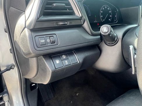 Used 2019 Honda Insight EX image 22