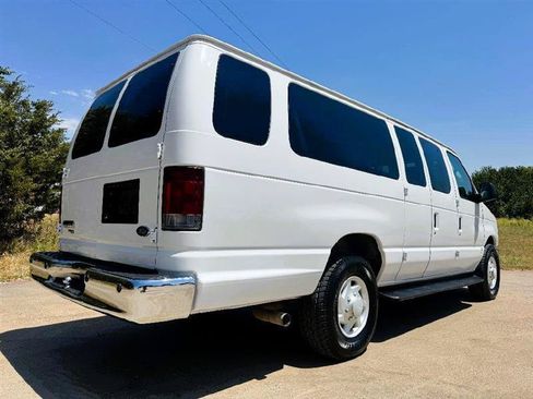 Used 2008 Ford E-350 and Econoline 350 XLT RWD image 7