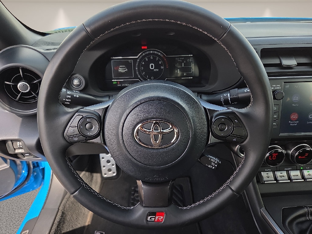 Used 2023 Toyota GR86 Premium RWD image 18