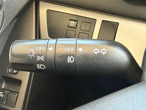 Used 2012 MAZDA MAZDA3 s Touring image 11