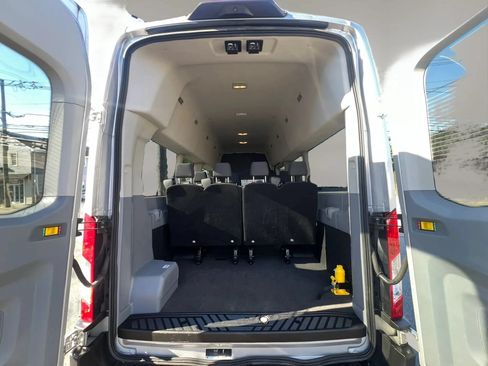 Used 2019 Ford Transit 350 XLT RWD image 10