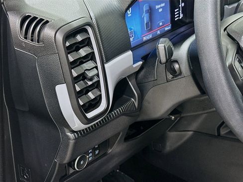 Used 2025 Ford Ranger XL RWD image 10