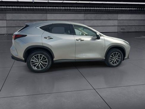 Certified 2024 Lexus NX 250 FWD image 9