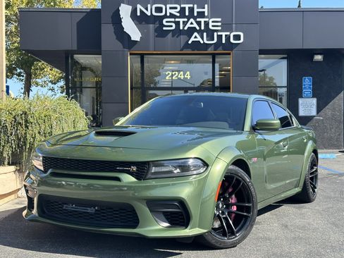 Used 2020 Dodge Charger Scat Pack RWD image 2