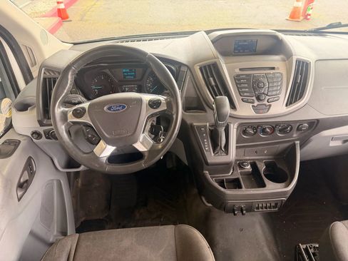 Used 2015 Ford Transit 250 148 Medium Roof image 14