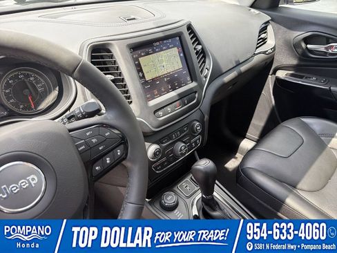 Used 2023 Jeep Cherokee Altitude Lux w/ Lux Elite Package AWD/4WD image 29