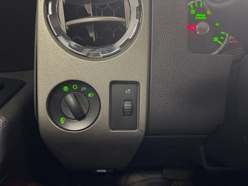 Used 2009 Ford F350 Lariat AWD/4WD image 15