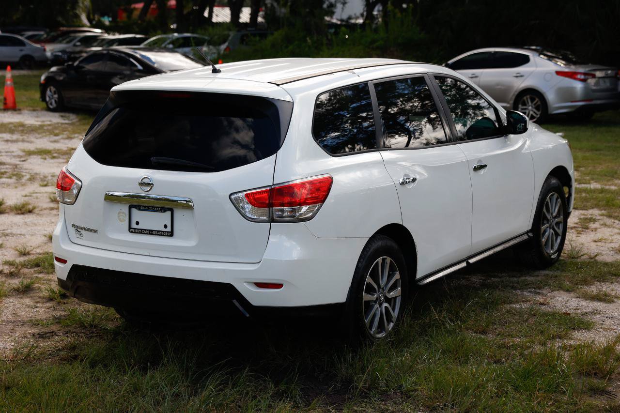 Used 2014 Nissan Pathfinder S FWD image 10