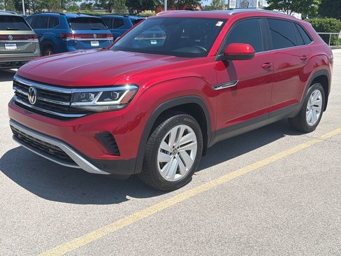 Certified 2023 Volkswagen Atlas Cross Sport SE w/ Panoramic Sunroof Package AWD/4WD image 3