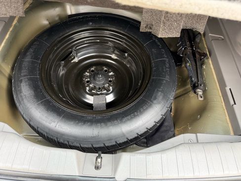 Used 2010 Honda CR-V LX image 6