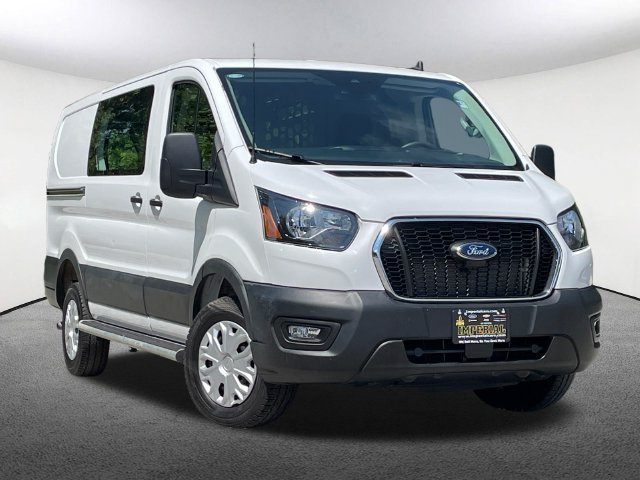 Certified 2025 Ford Transit 250 Low Roof w/ Exterior Upgrade Package RWD image 17