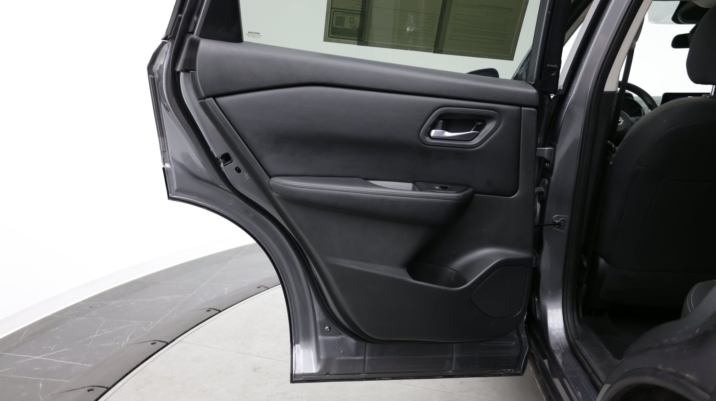 Used 2024 Nissan Rogue SV AWD/4WD image 26