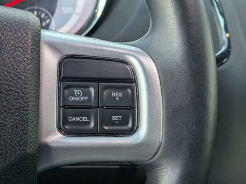 Certified 2017 Dodge Grand Caravan GT image 21