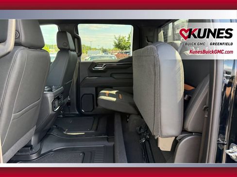 New 2026 GMC Sierra 1500 AT4 w/ AT4 Premium Package AWD/4WD image 29