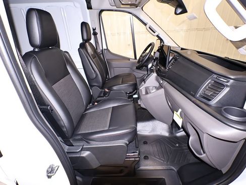 New 2026 Ford Transit 250 148 Medium Roof Extended AWD image 17