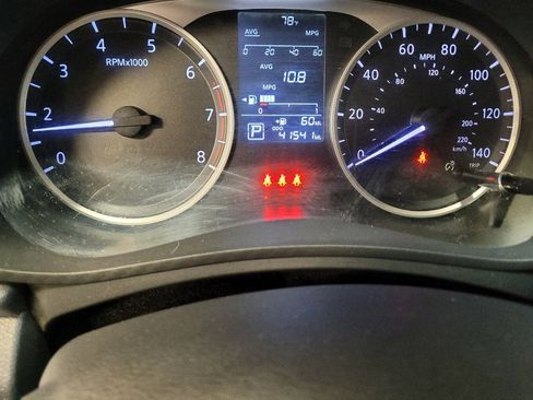 Used 2025 Nissan Versa S w/ Trunk Package FWD image 23