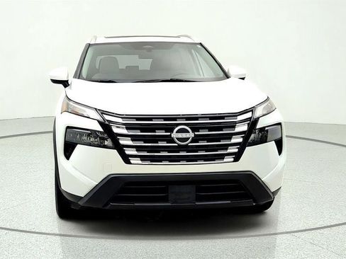 Used 2024 Nissan Rogue SV w/ SV Premium Package FWD image 1