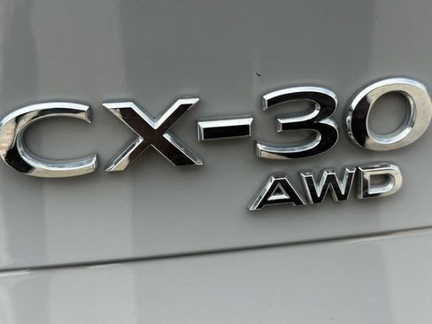 Used 2025 MAZDA CX-30 AWD 2.5 S w/ Preferred Package image 11
