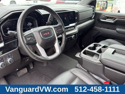 Used 2024 GMC Sierra 1500 SLT AWD/4WD image 10