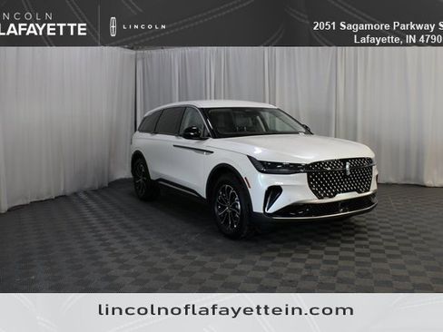 New 2026 Lincoln Nautilus Premier image 23
