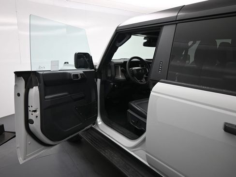 Used 2026 Ford Bronco Outer Banks AWD/4WD image 8